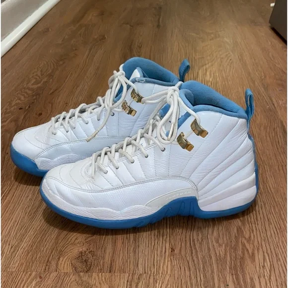 Jordan 12 retro University (NC) Blue - Picture 5 of 11